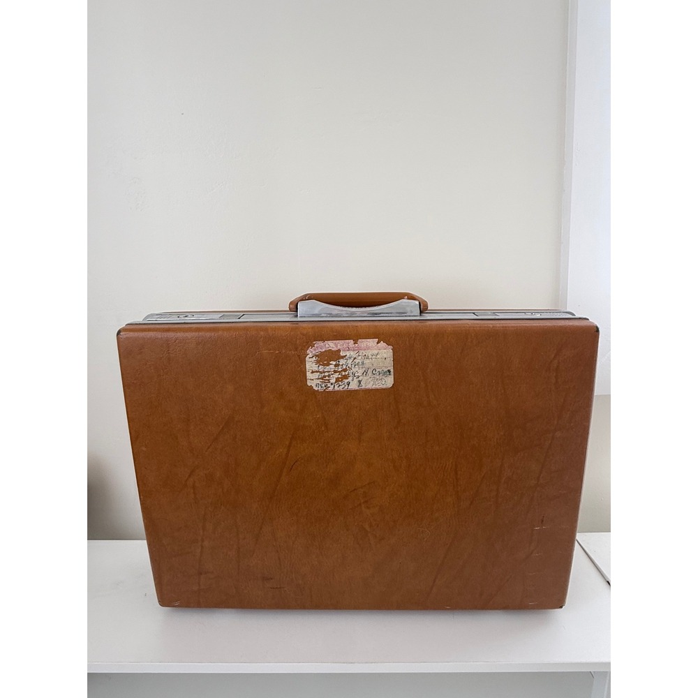 Vintage Samsonite Hard Shell Briefcase Tan Faux Leather Attache Case 18x13x5